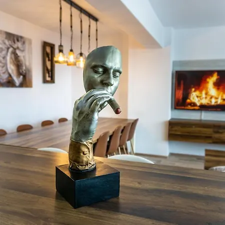 Koa - Sunset Penthouse Apartment Brasov